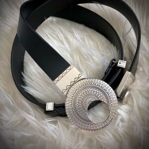 Chico's Black and Silver Geometric Belt